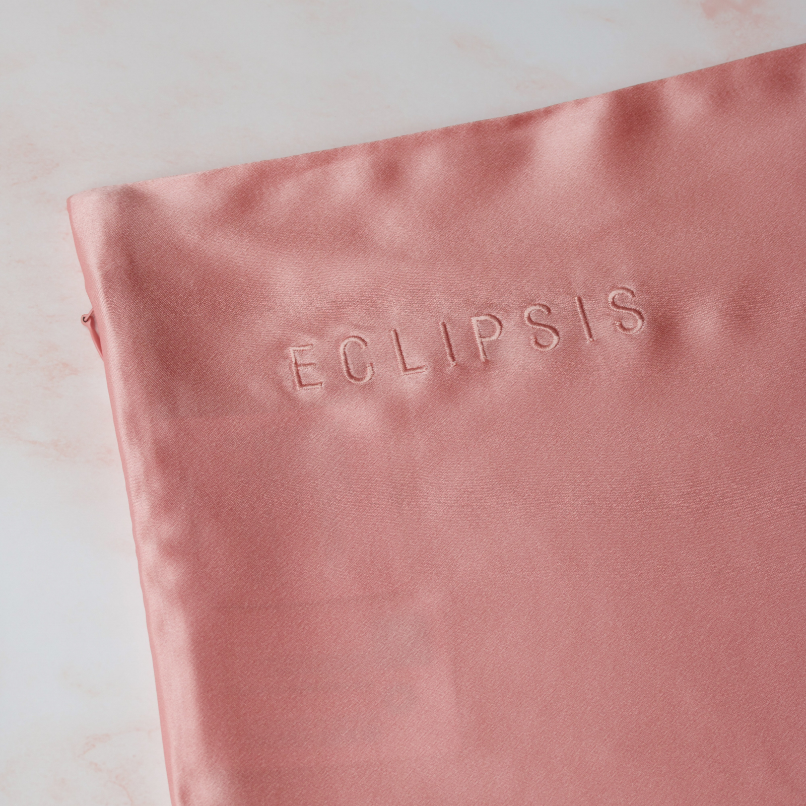 Eclipsis Silk Pillowcase - Anti-ance for all skin types