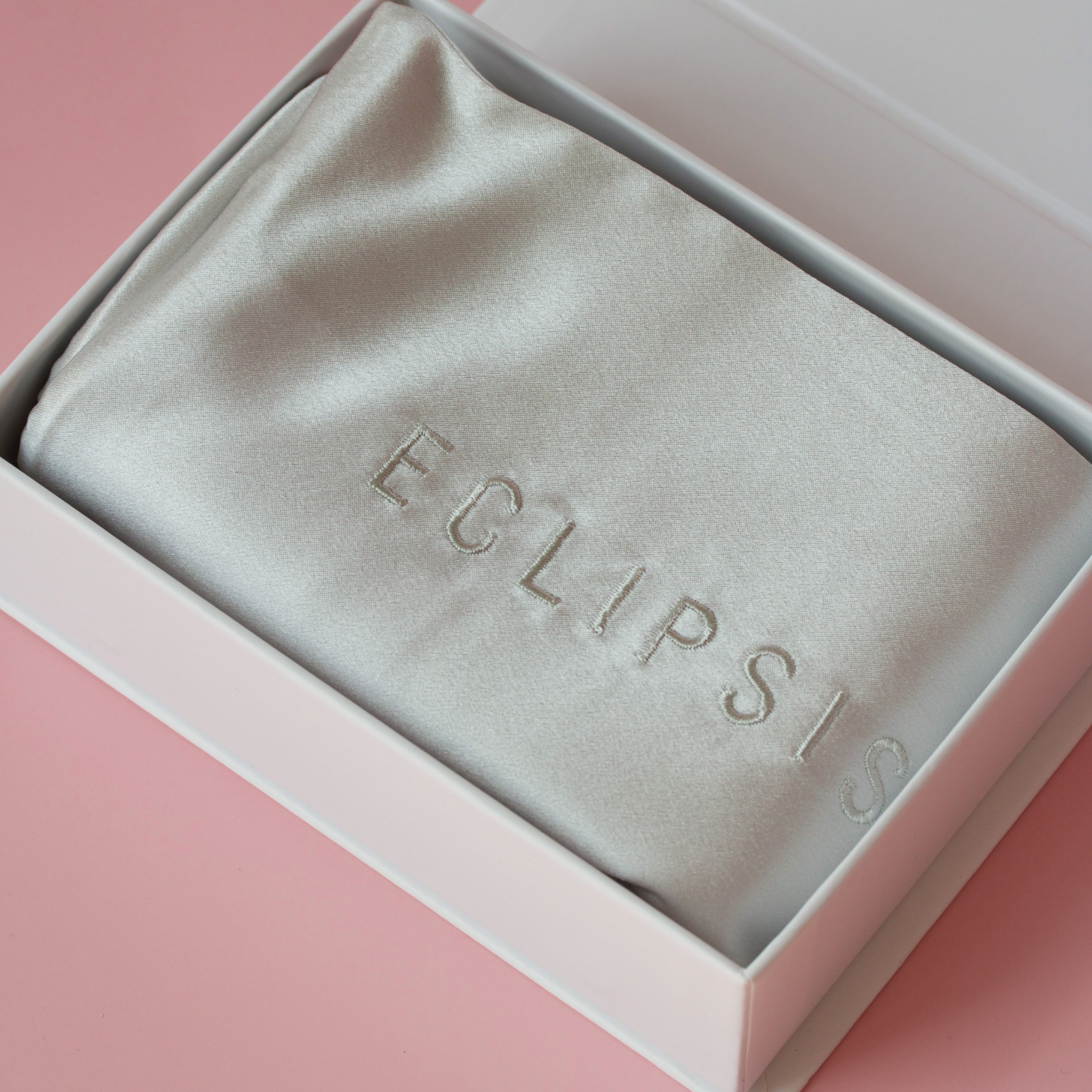 Eclipsis Silk Pillowcase - Anti-ance for all skin types